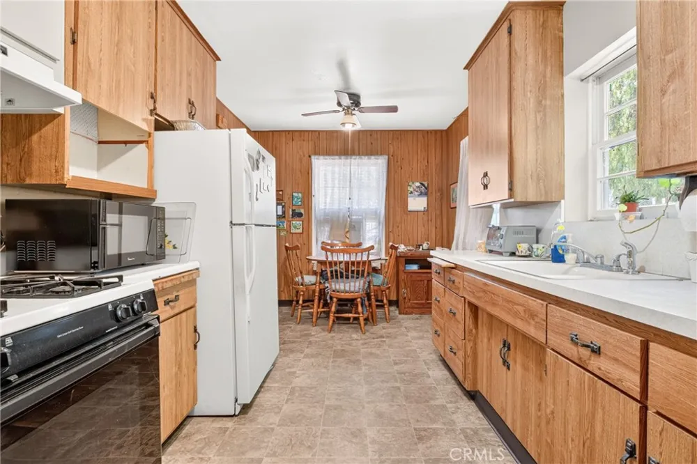 5130 Willis Avenue Sherman Oaks, CA 91403