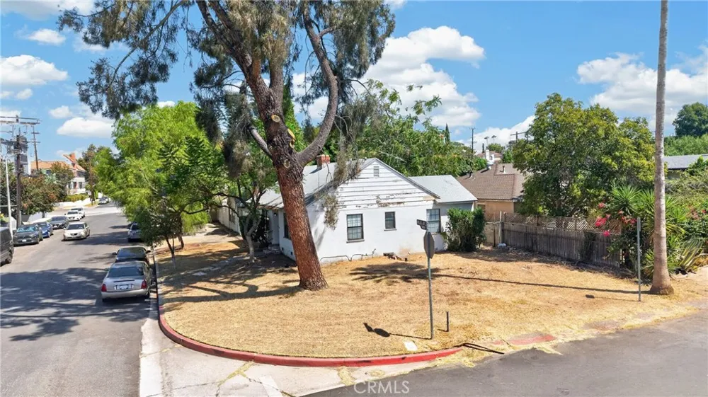 5130 Willis Avenue Sherman Oaks, CA 91403
