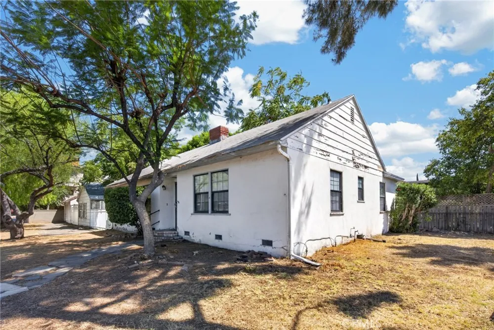 5130 Willis Avenue Sherman Oaks, CA 91403