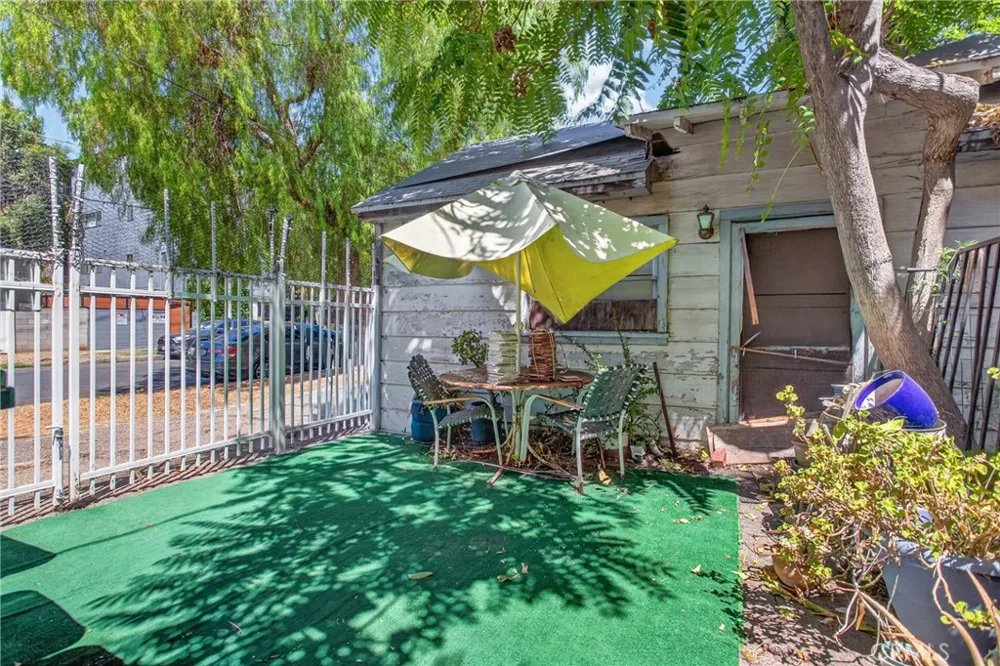 5130 Willis Avenue Sherman Oaks, CA 91403