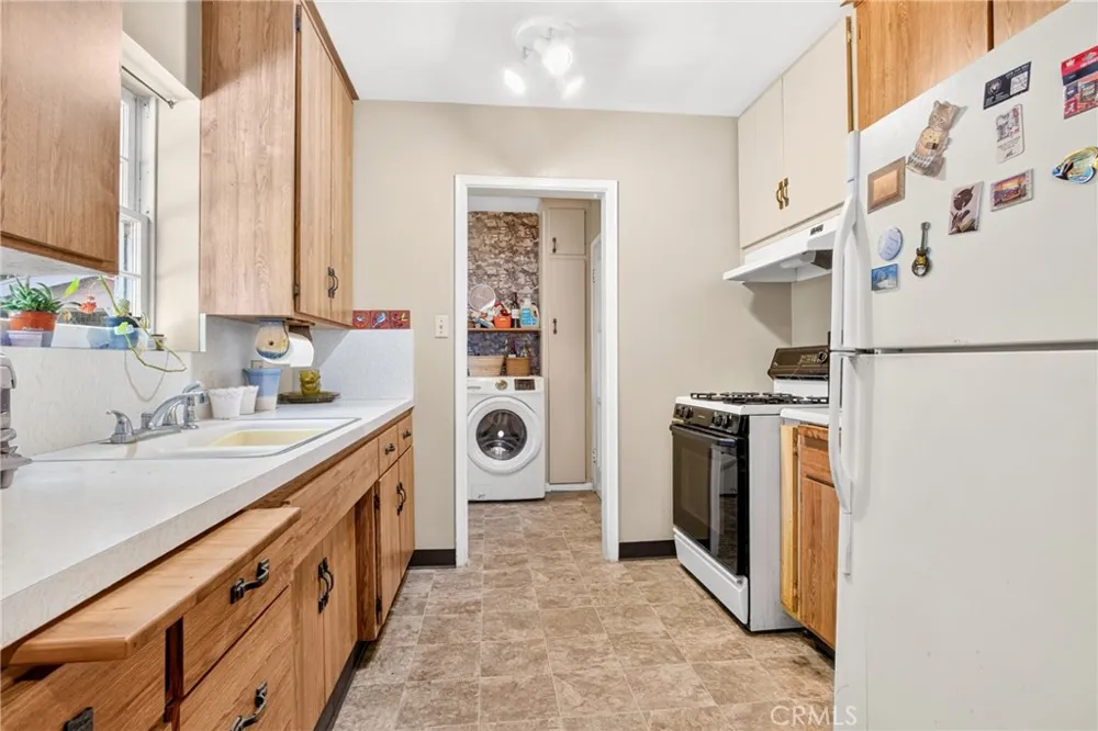 5130 Willis Avenue Sherman Oaks, CA 91403