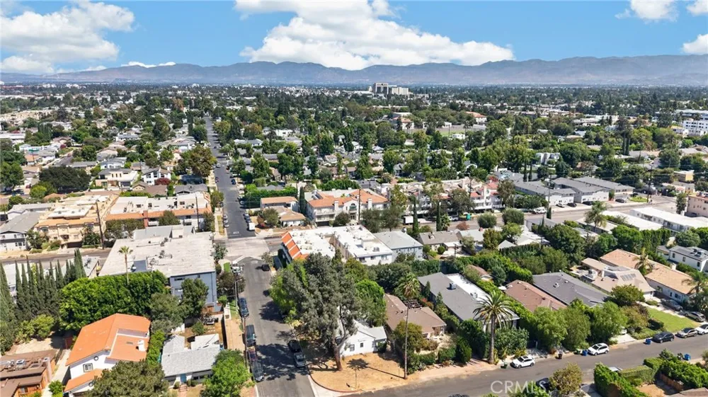 5130 Willis Avenue Sherman Oaks, CA 91403