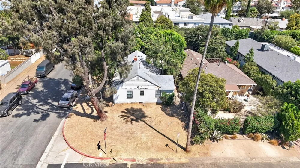 5130 Willis Avenue Sherman Oaks, CA 91403