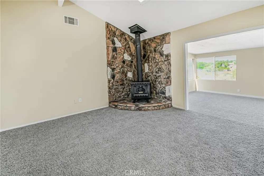11694 Pepper Street Hesperia, CA 92345