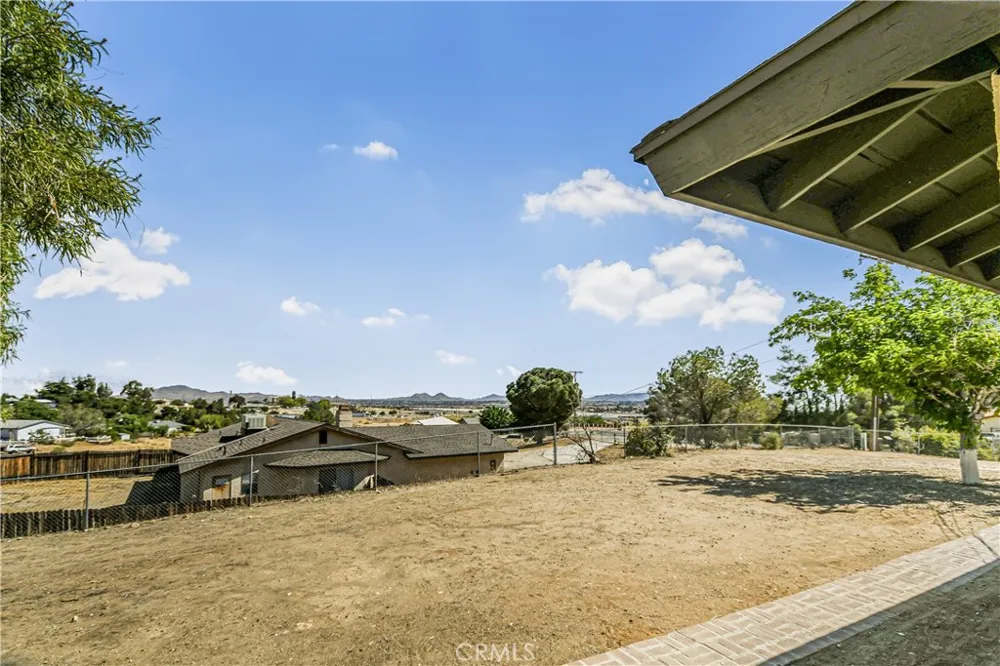 11694 Pepper Street Hesperia, CA 92345
