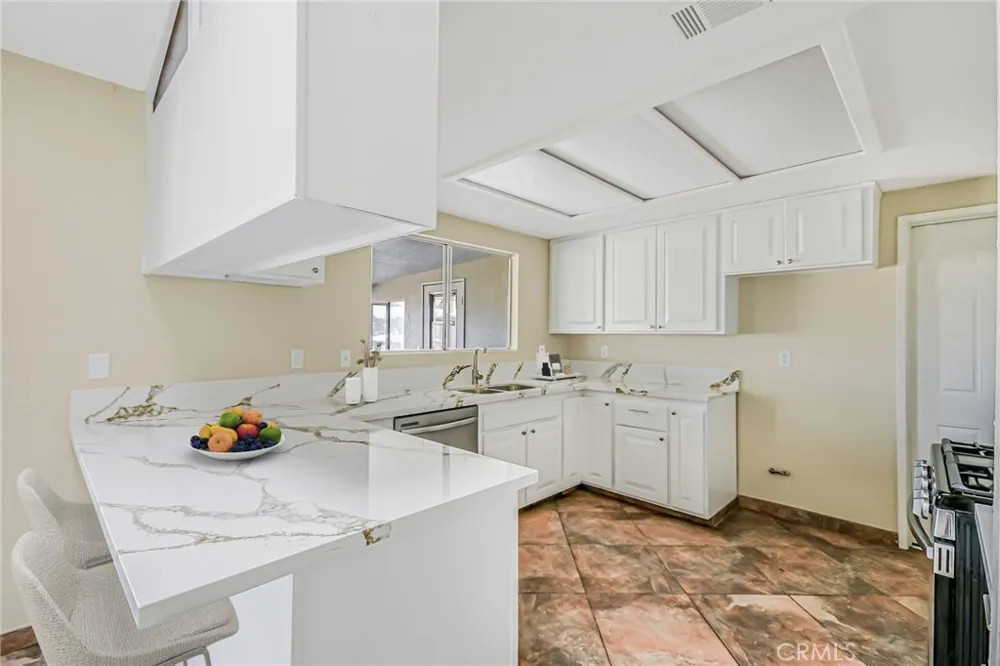 11694 Pepper Street Hesperia, CA 92345