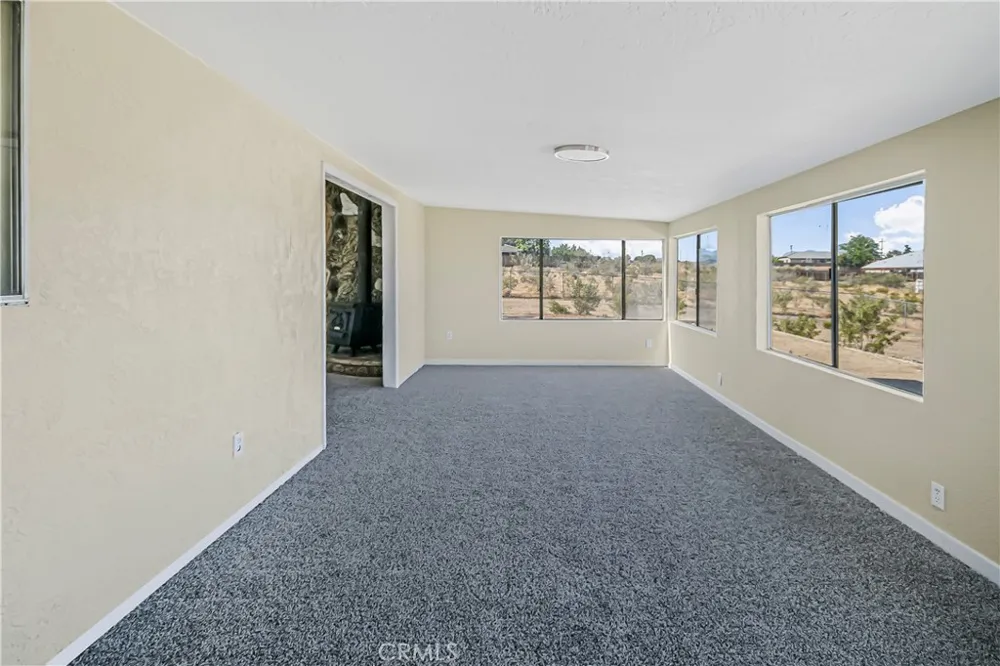 11694 Pepper Street Hesperia, CA 92345