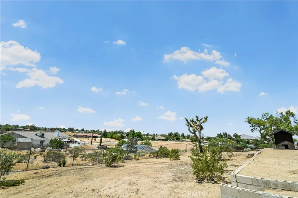 11694 Pepper Street Hesperia, CA 92345