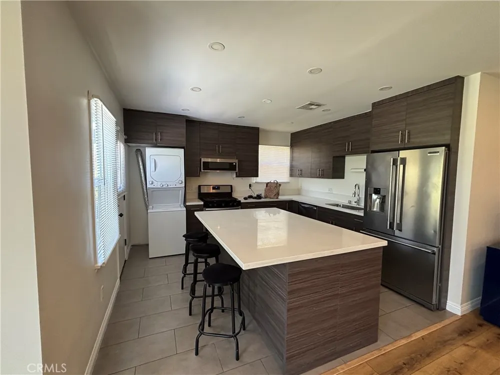 6529 Aura Avenue Reseda, CA 91335