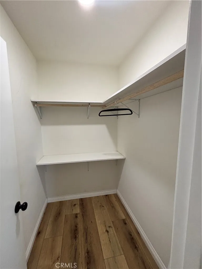 6529 Aura Avenue Reseda, CA 91335