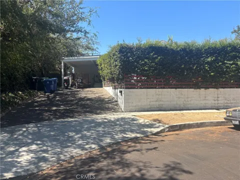 6529 Aura Avenue