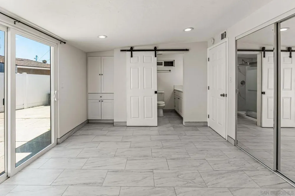 3728 ODOM San Diego, CA 92115