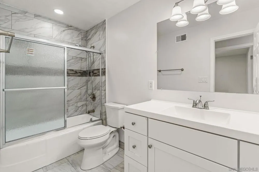 3728 ODOM San Diego, CA 92115