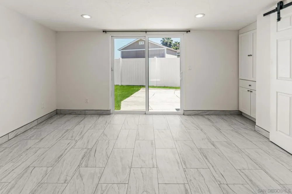 3728 ODOM San Diego, CA 92115