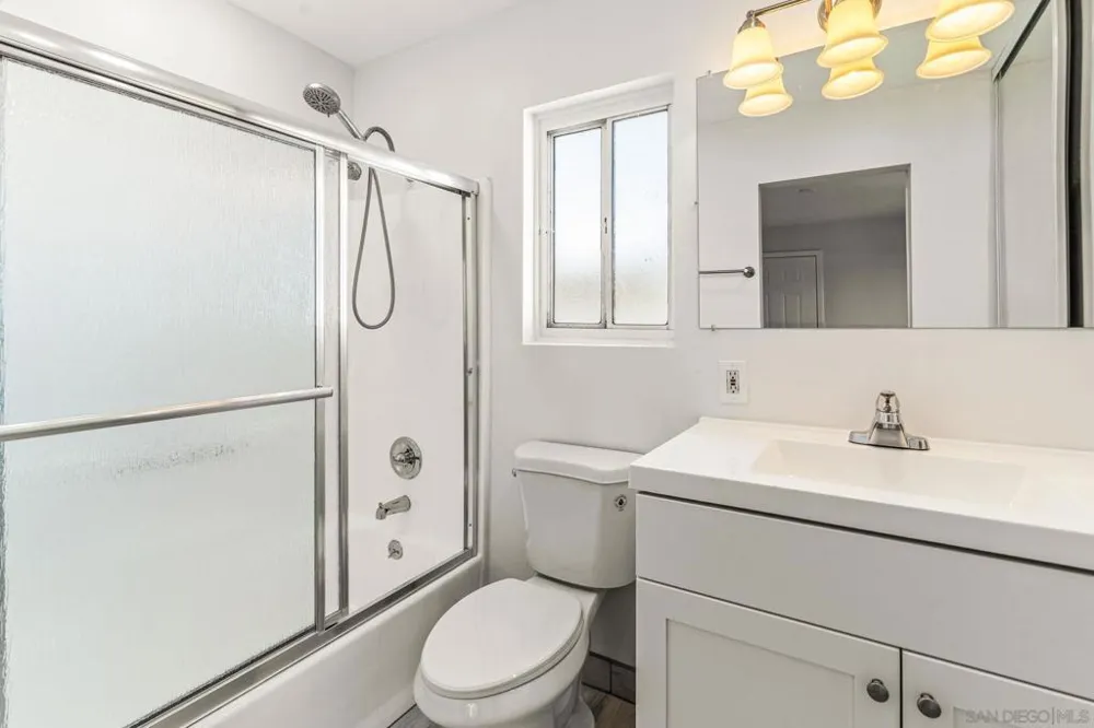 3728 ODOM San Diego, CA 92115
