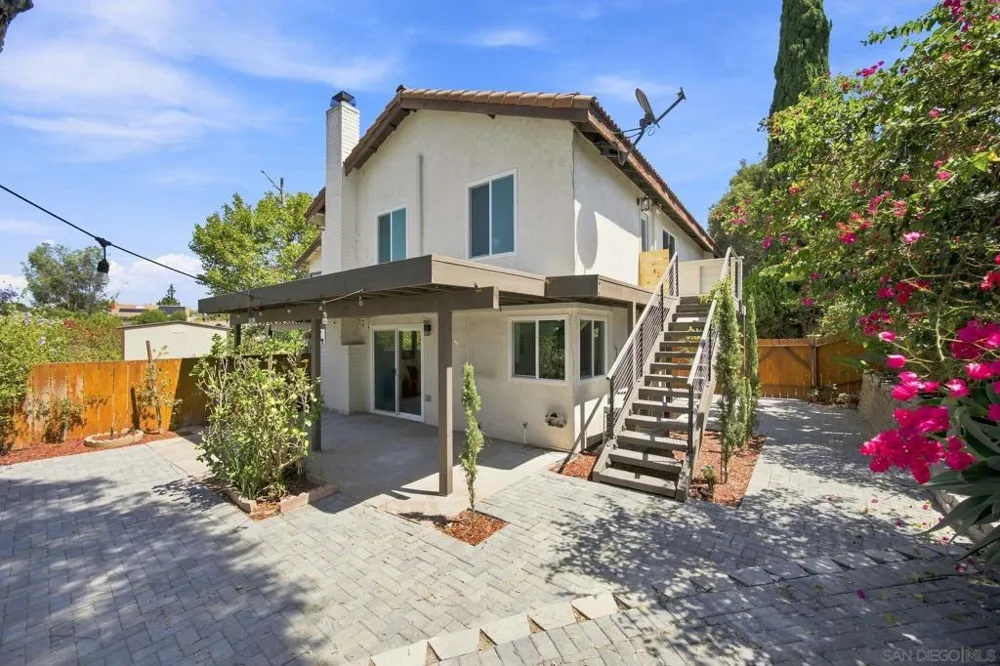16050 Big Springs San Diego, CA 92127
