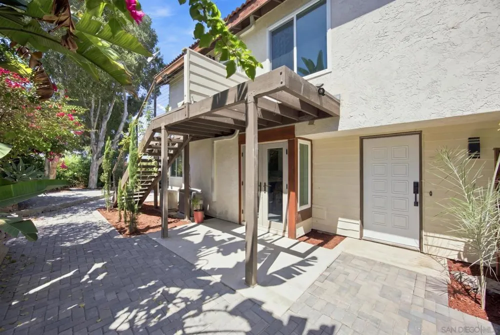 16050 Big Springs San Diego, CA 92127