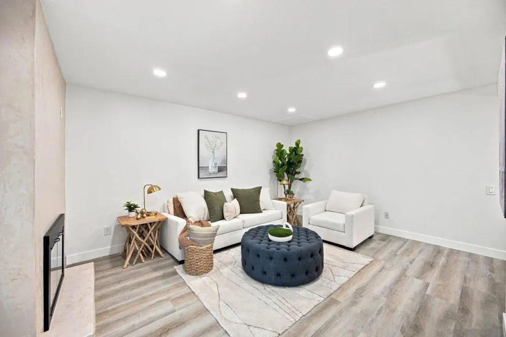 16050 Big Springs San Diego, CA 92127