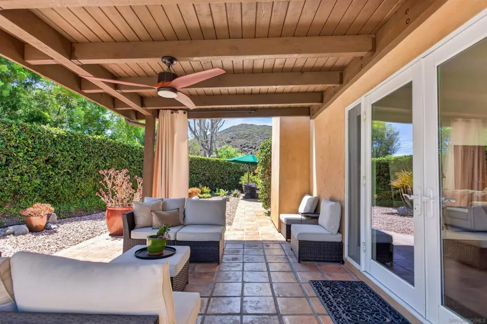 3220 Avenida Reposo Escondido, CA 92029