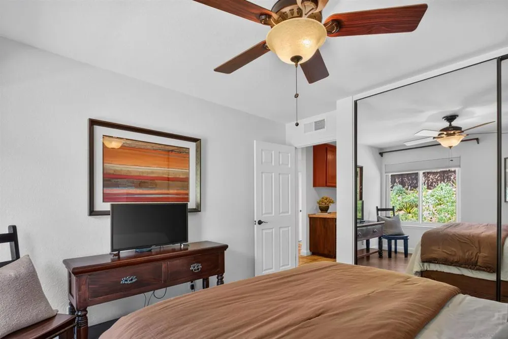 3220 Avenida Reposo Escondido, CA 92029