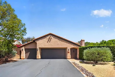 3220 Avenida Reposo