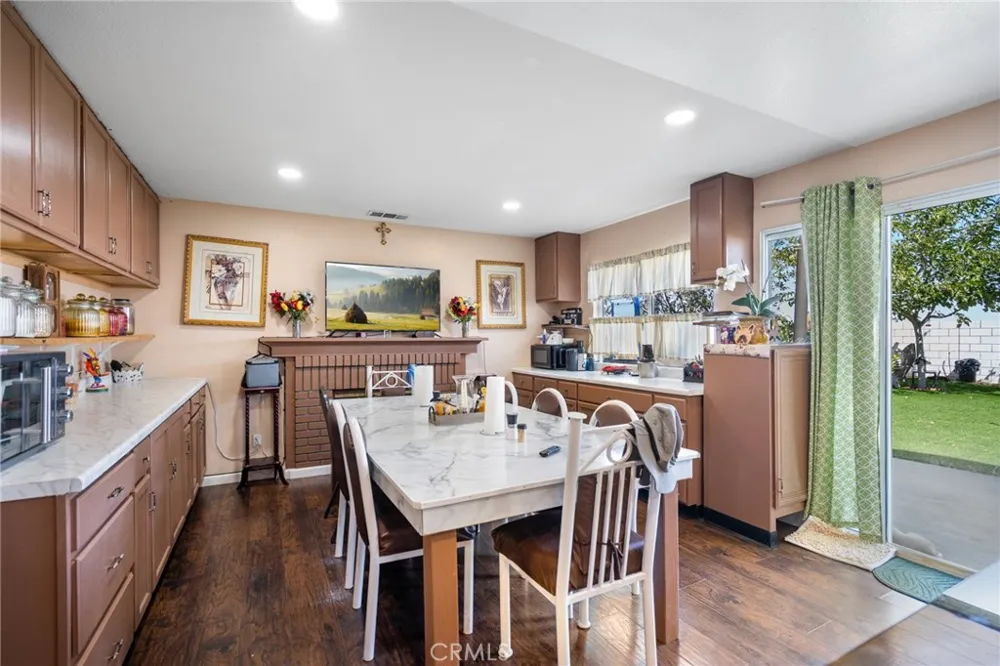 10654 Alton Place Adelanto, CA 92301