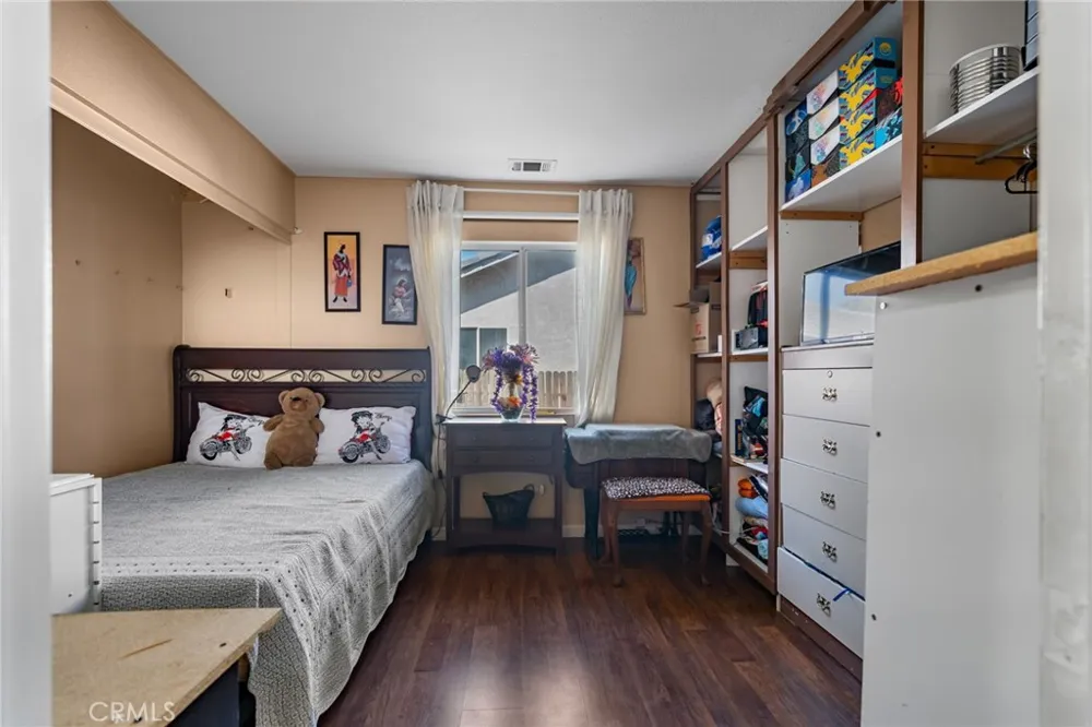 10654 Alton Place Adelanto, CA 92301