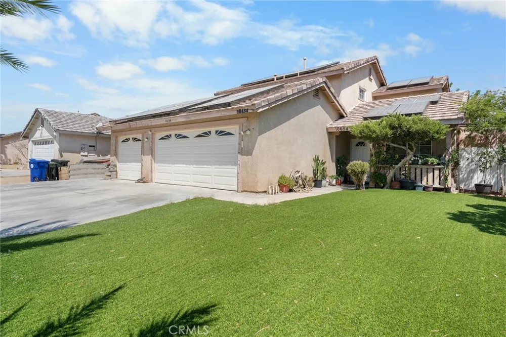 10654 Alton Place Adelanto, CA 92301
