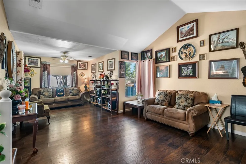 10654 Alton Place Adelanto, CA 92301