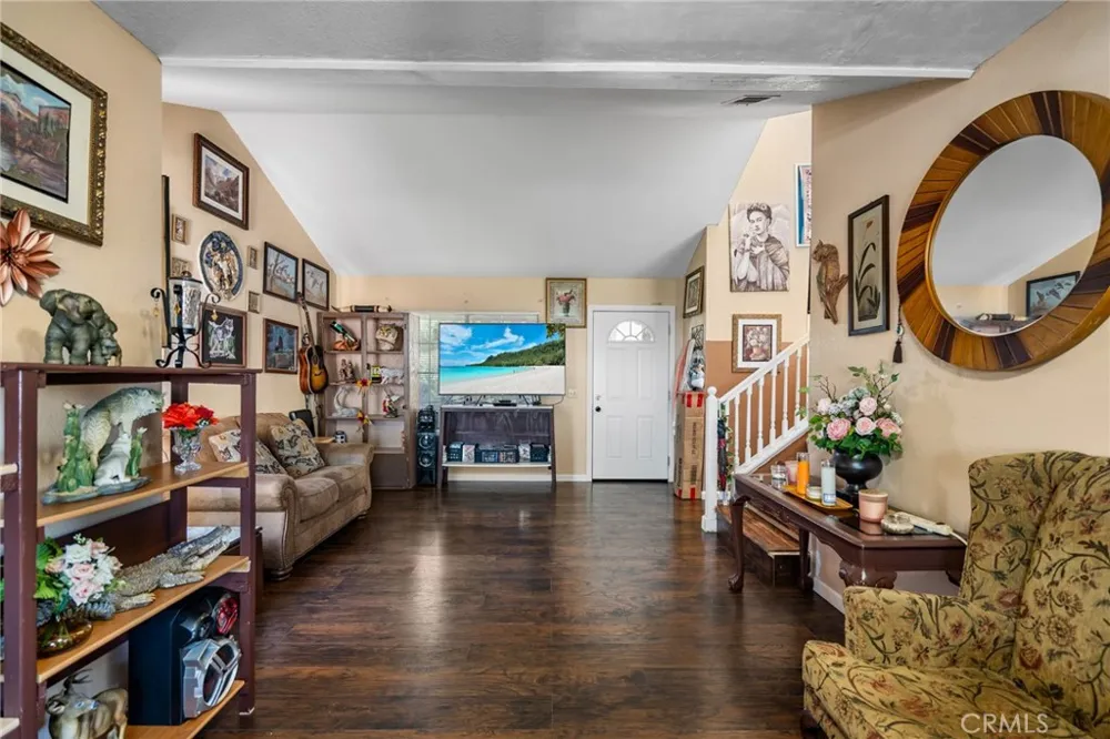 10654 Alton Place Adelanto, CA 92301