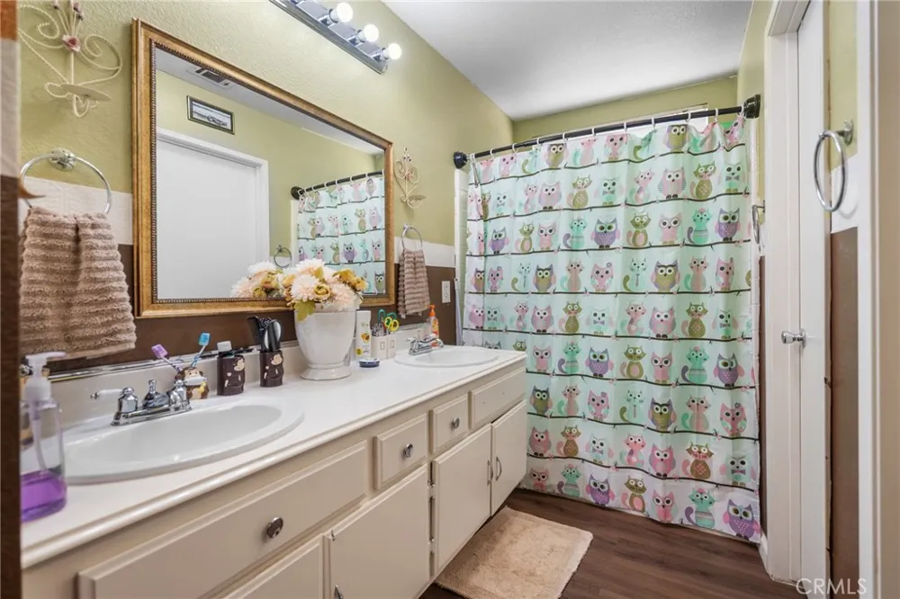 10654 Alton Place Adelanto, CA 92301