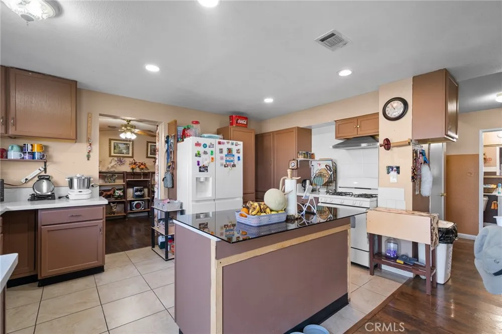 10654 Alton Place Adelanto, CA 92301