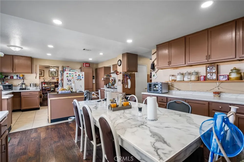 10654 Alton Place Adelanto, CA 92301