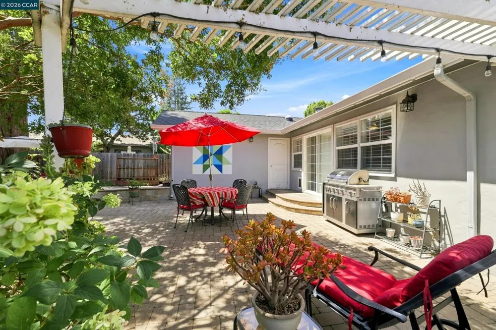 4044 Poplar Ave Concord, CA 94521