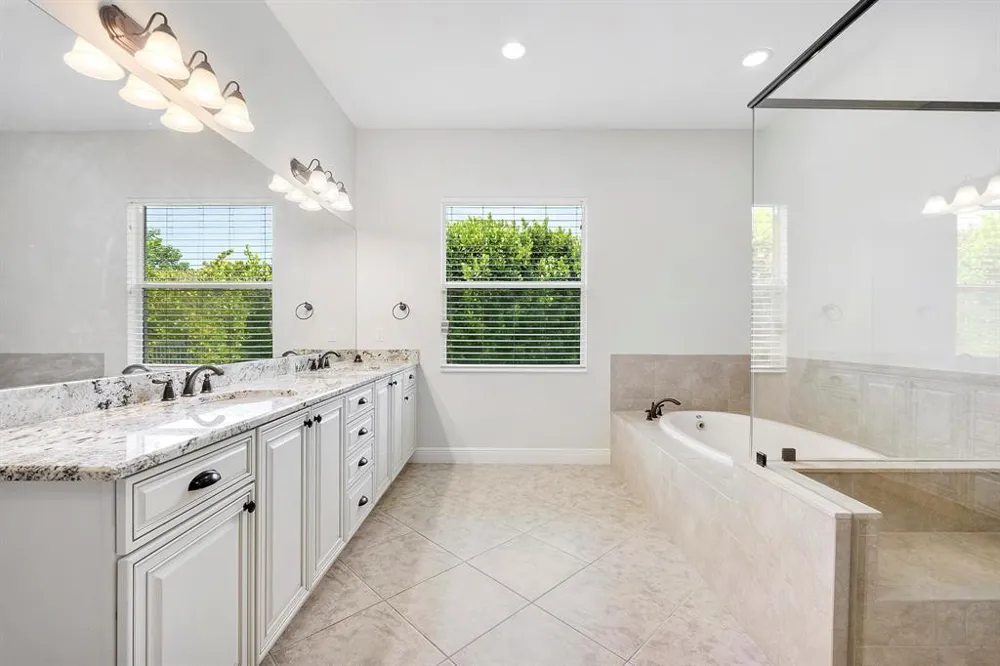 8050 NW 121ST Parkland, FL 33076
