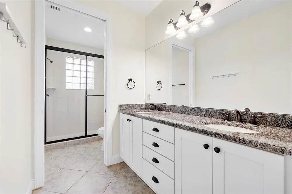 8050 NW 121ST Parkland, FL 33076