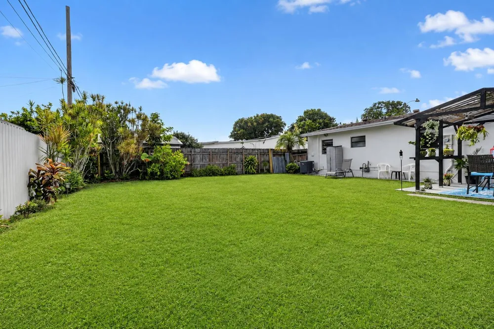 6533 SW 19TH STREET Miramar, FL 33023