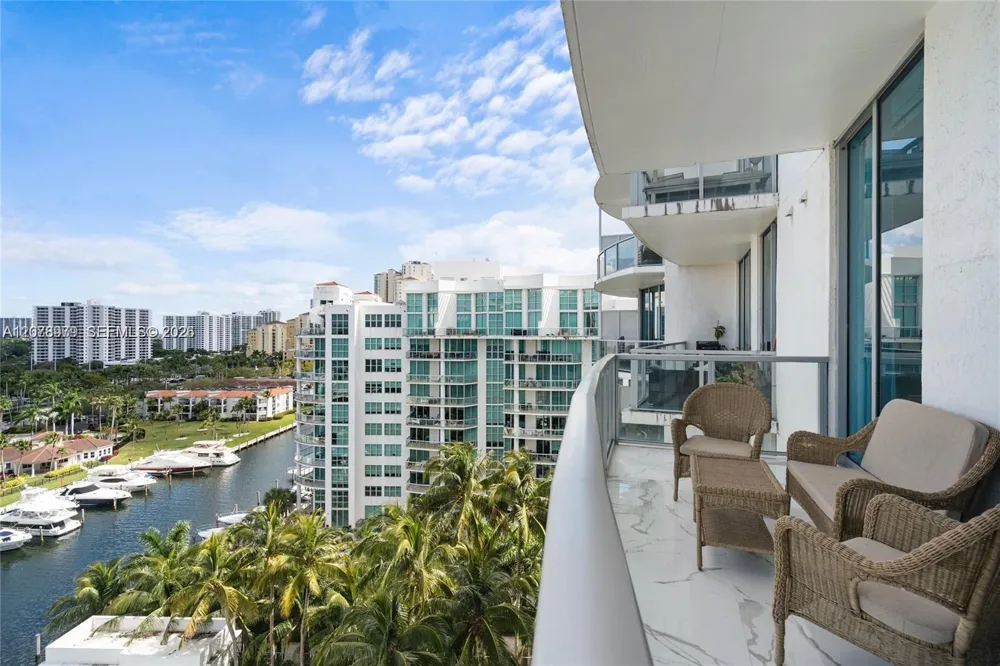 3029 NE 188th St #1021 Aventura, FL 33180