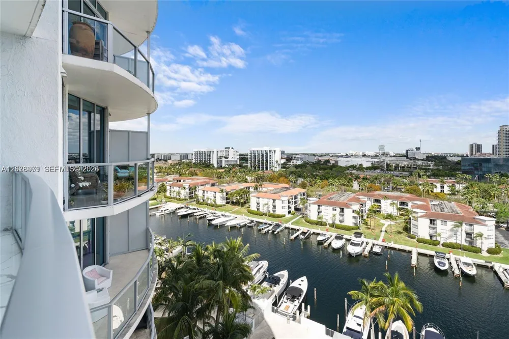 3029 NE 188th St #1021 Aventura, FL 33180