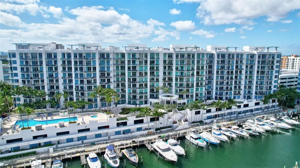 3029 NE 188th St #1021 Aventura, FL 33180