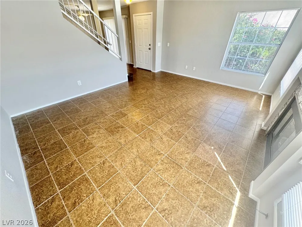 8456 Indigo Sky Avenue Las Vegas, NV 89129