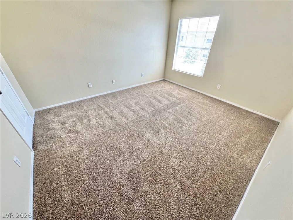 8456 Indigo Sky Avenue Las Vegas, NV 89129