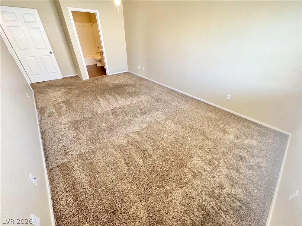 8456 Indigo Sky Avenue Las Vegas, NV 89129