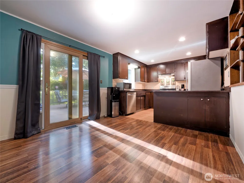 30443 3rd Avenue S Federal Way, WA 98003