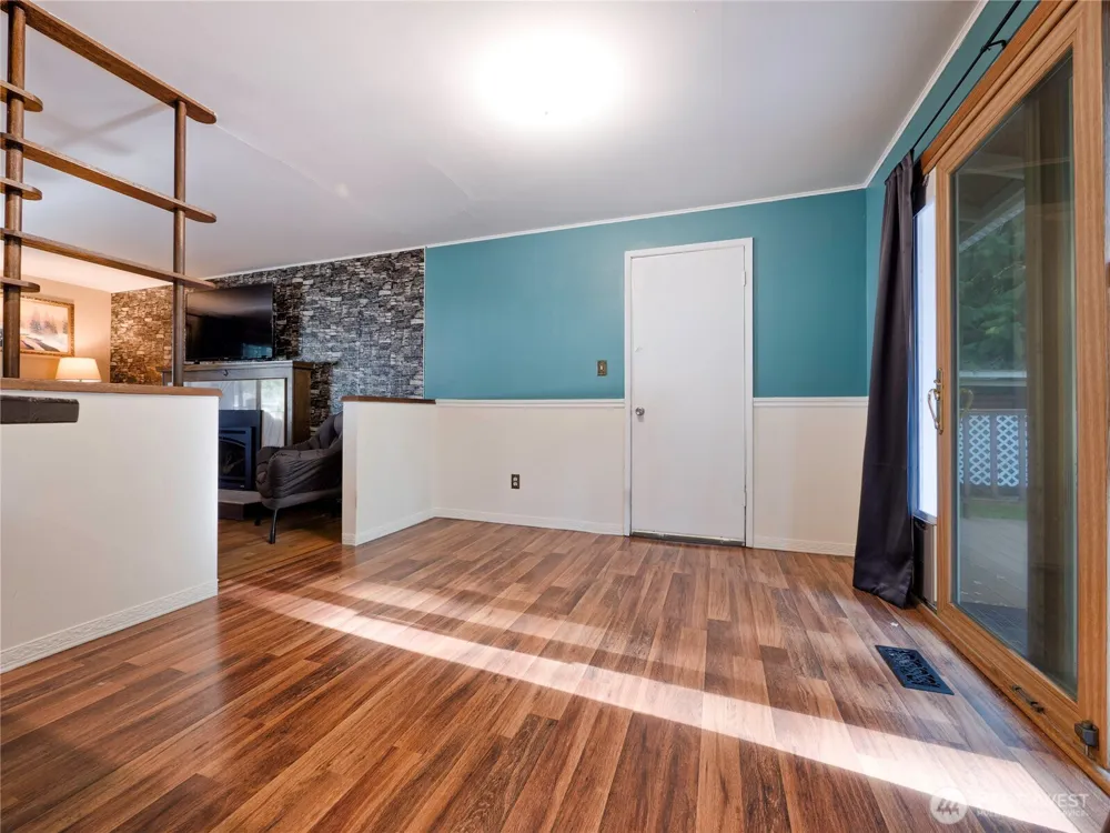 30443 3rd Avenue S Federal Way, WA 98003