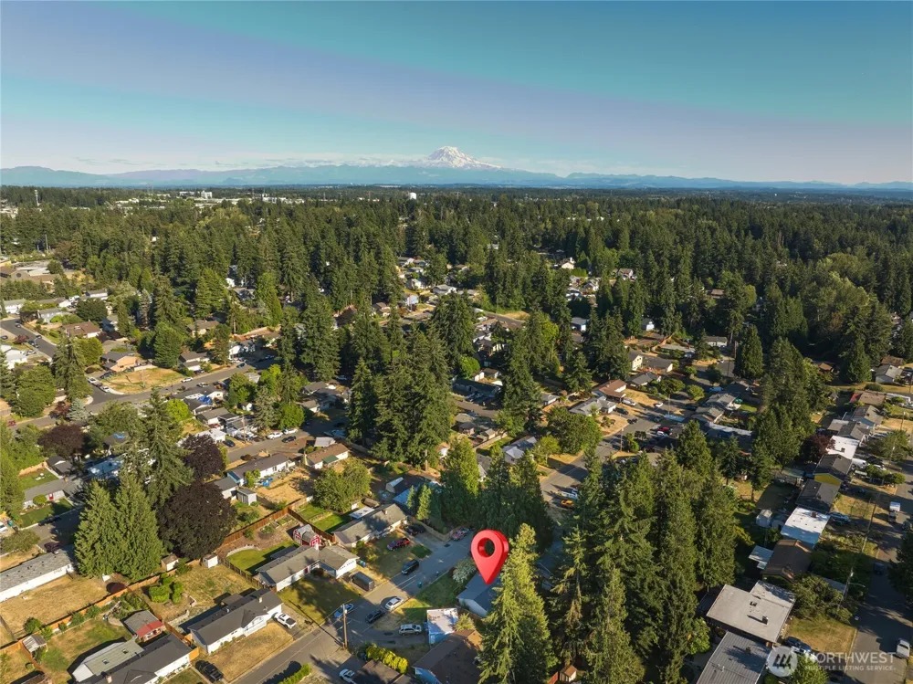 30443 3rd Avenue S Federal Way, WA 98003