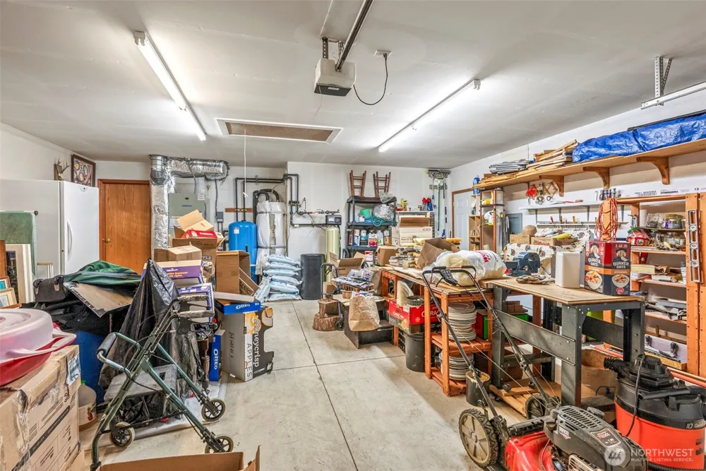 10 Par Drive Cathlamet, WA 98612