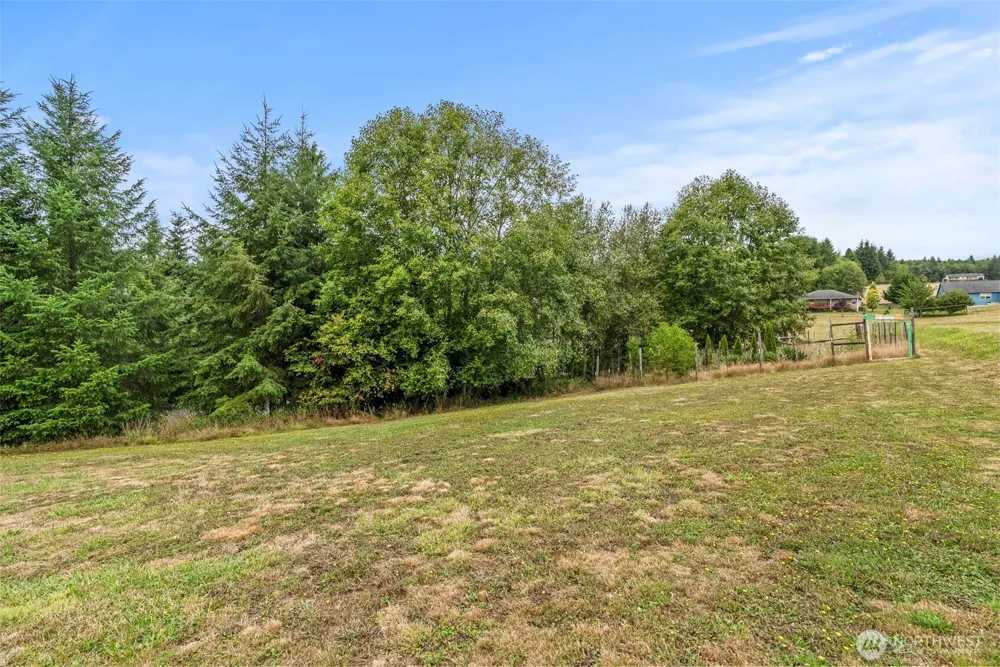 10 Par Drive Cathlamet, WA 98612