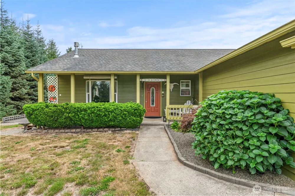 10 Par Drive Cathlamet, WA 98612