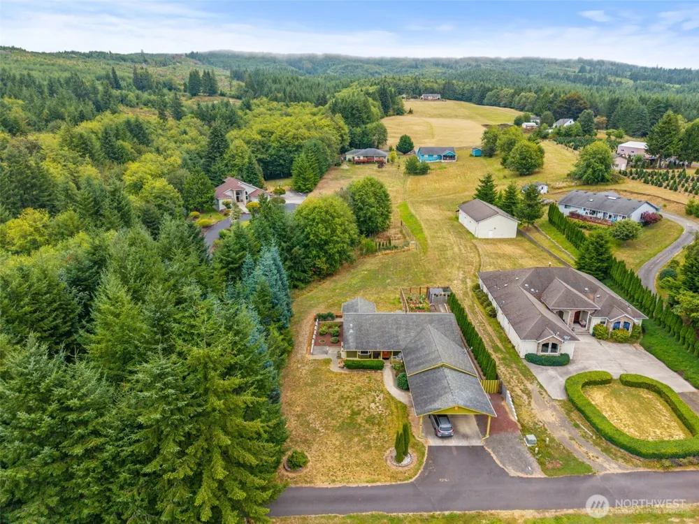 10 Par Drive Cathlamet, WA 98612